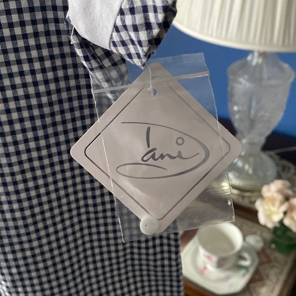 Dani little Boys white and Navy onesie - Picture 3 of 9